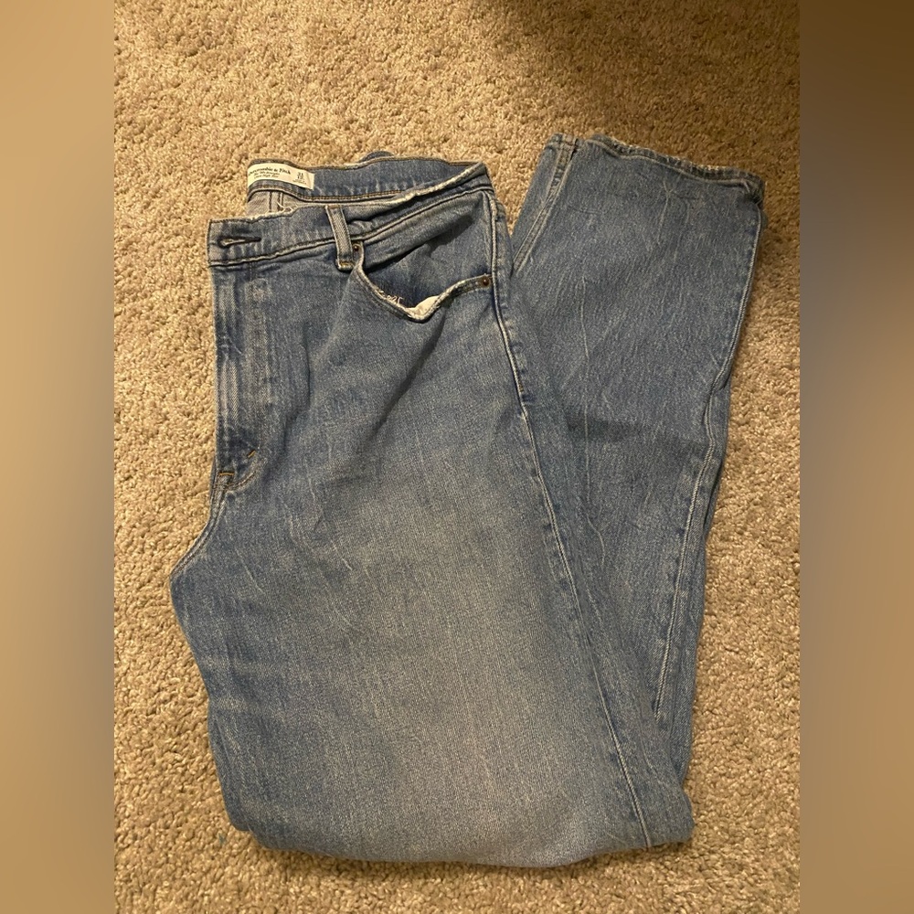 Abercrombie & Fitch The Baggy Mid Rise